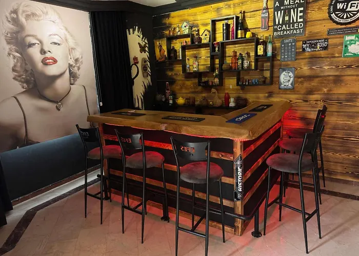 Zidane Near To Meritpark Casino By Holidaykeys Вилла *