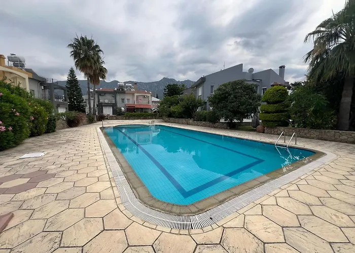 Villa Zidane Near To Meritpark Casino By Holidaykeys